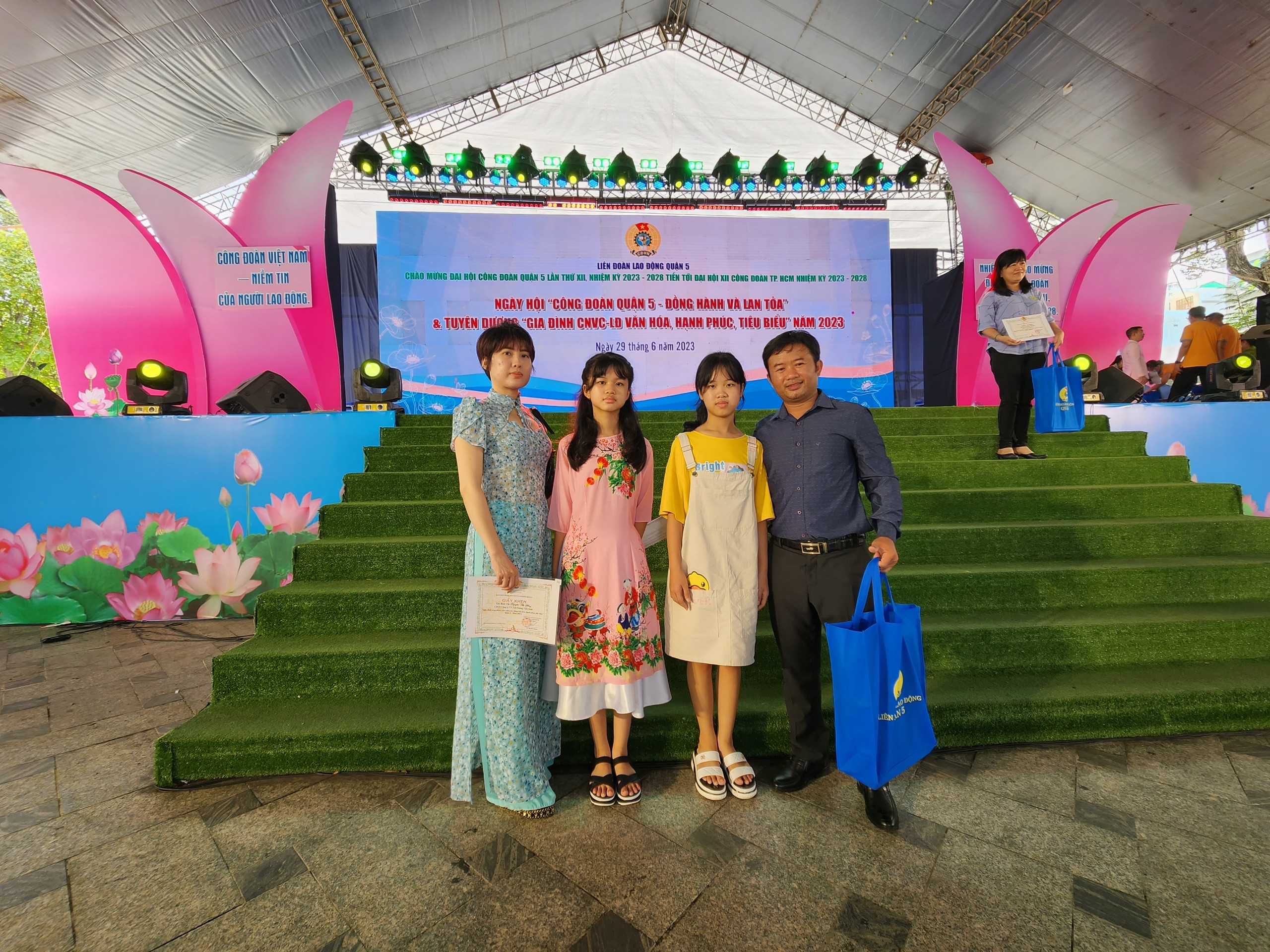 "Gia đình Cán bộ viên chức – Lao động văn hóa, Hạnh phúc, Tiêu biểu” Quận 5 - 2023